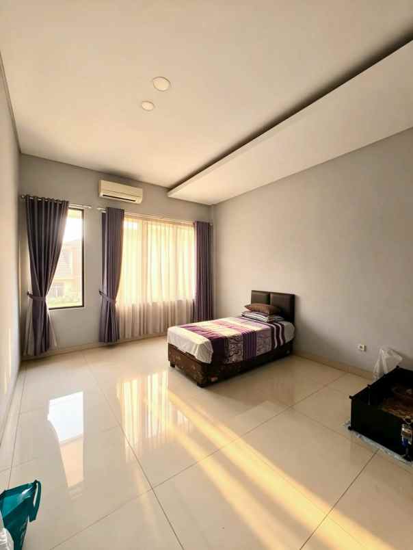 rumah siap huni bsd taman giri loka