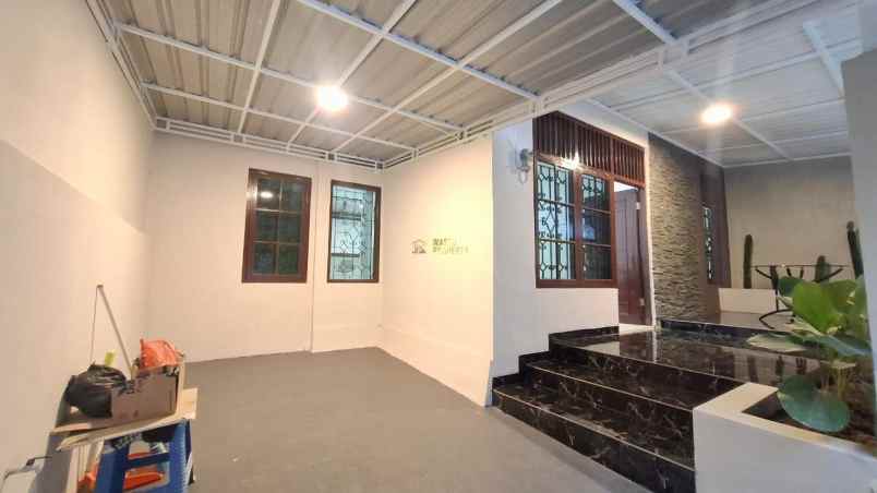 rumah siap huni dalam perumahan di dekat condong catur