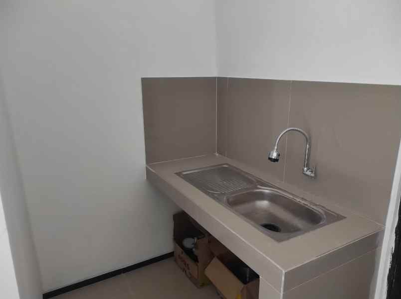 rumah siap huni dekat mercu buana rs mitra sehat