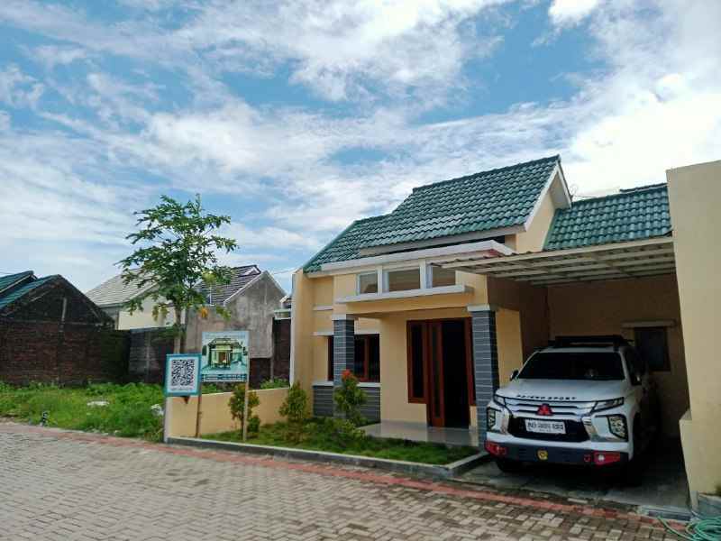 rumah siap huni dekat pasar klewer solo