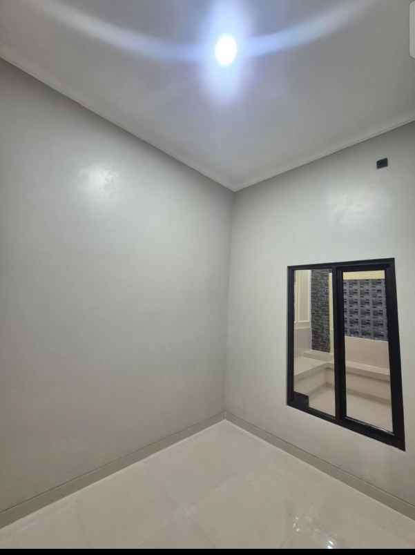 rumah siap huni depan mall