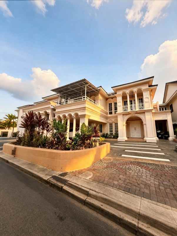 rumah siap huni di cluster mirage the green bsd