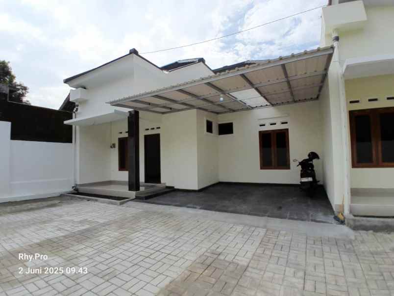 rumah siap huni di jl kaliurang km 9
