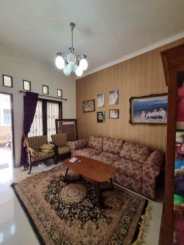 rumah siap huni free kitchen set di pandanwangi