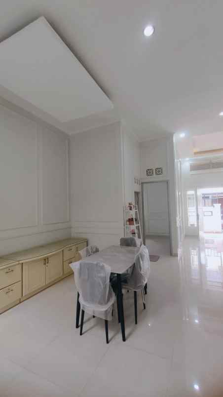 rumah siap huni kondisi rapih terawat di griyaloka bsd
