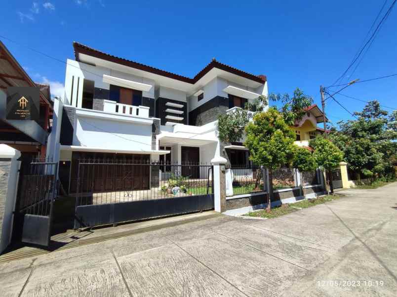 rumah siap huni mewah di antapani kota bandung