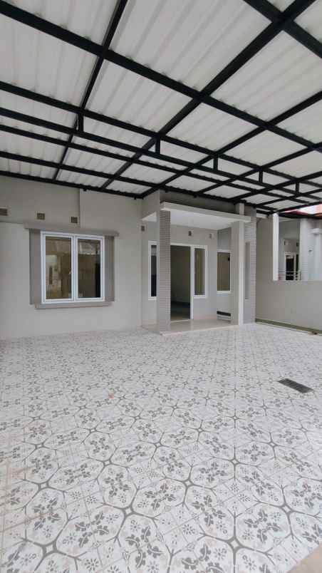rumah siap huni model minimalis di nusaloka bsd