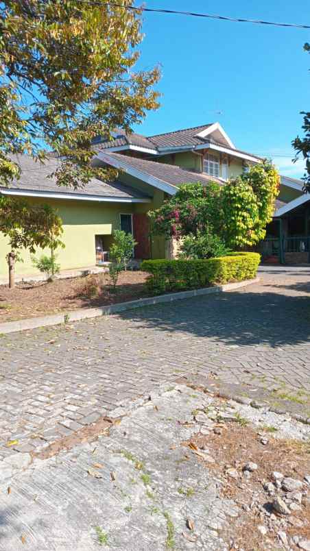 rumah strategis tengah kota wisata batu