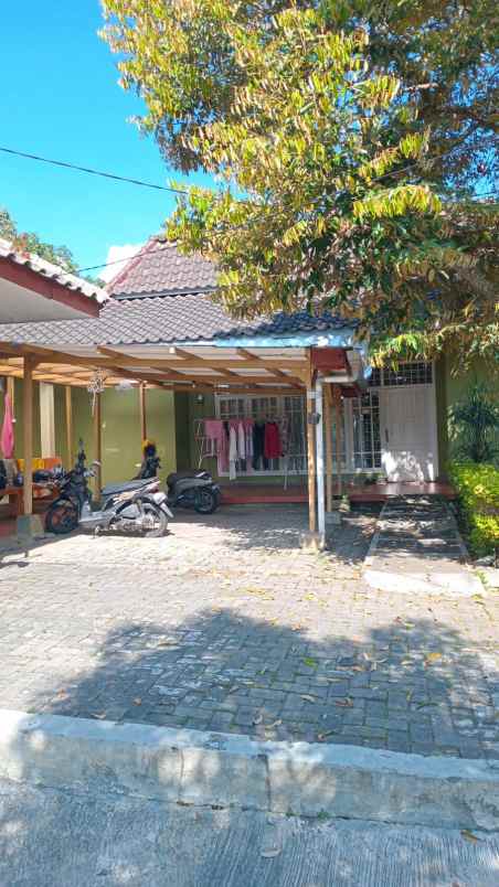 rumah strategis tengah kota wisata batu