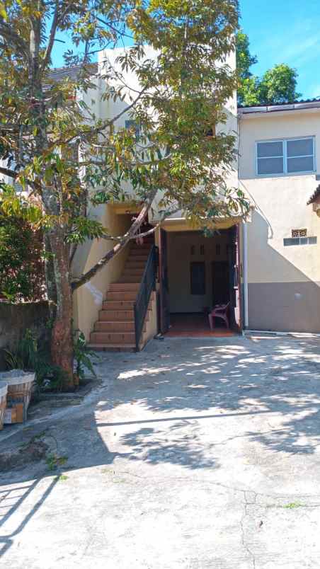 rumah strategis tengah kota wisata batu