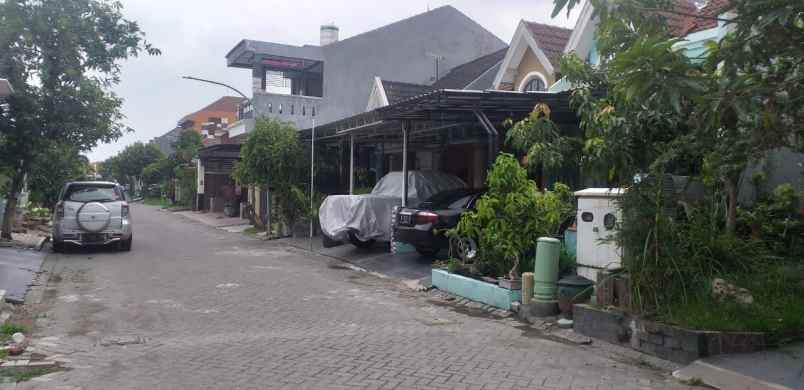 rumah taman tiara cluster mediteran