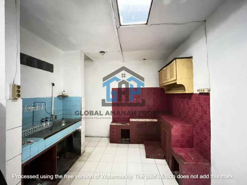 rumah terawat cihanjuang cibabat lt luas jarang ada