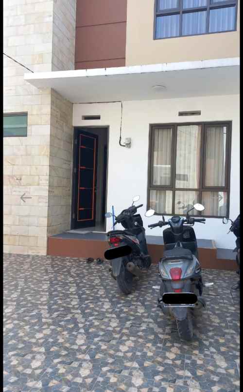 rumah terawat di gofur bandung barat