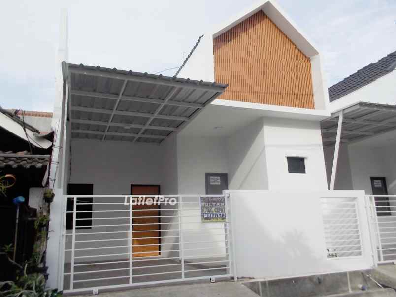 rumah top harga ngedrop lingkungan markotop