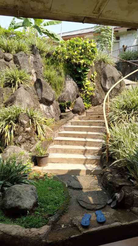 rumah tua di bintaro tangerang selatan