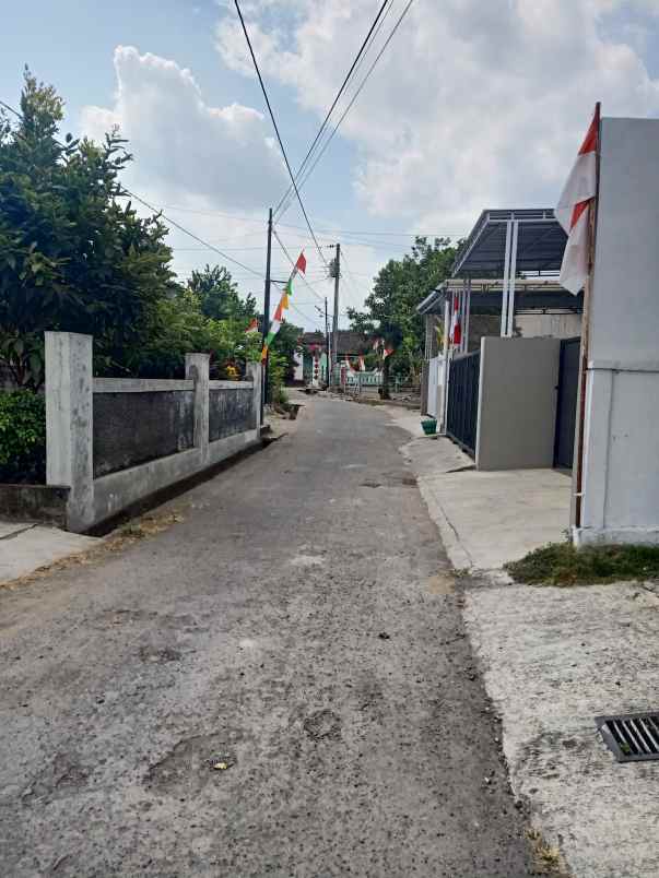 rumah unik bergaya timur tengah jl kaliurang