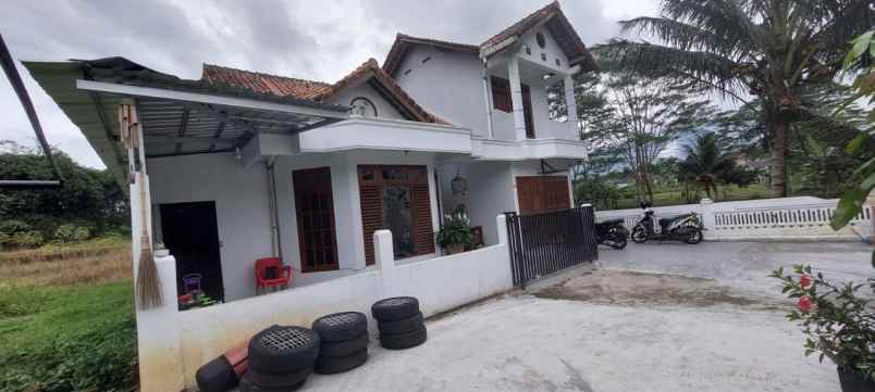 rumah view sawah strategis kota salatiga