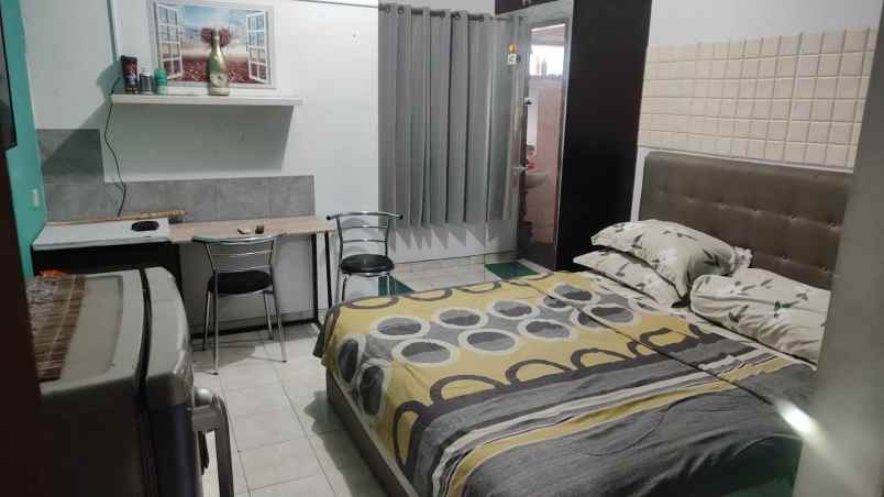 sewa kamar harian dan transit
