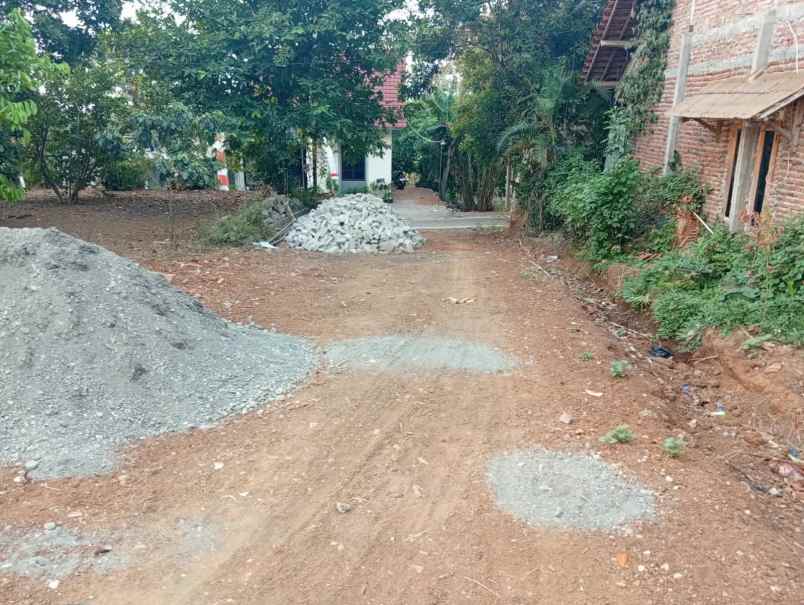 tanah kavling siap huni shm ready 5 menit kampus unnes