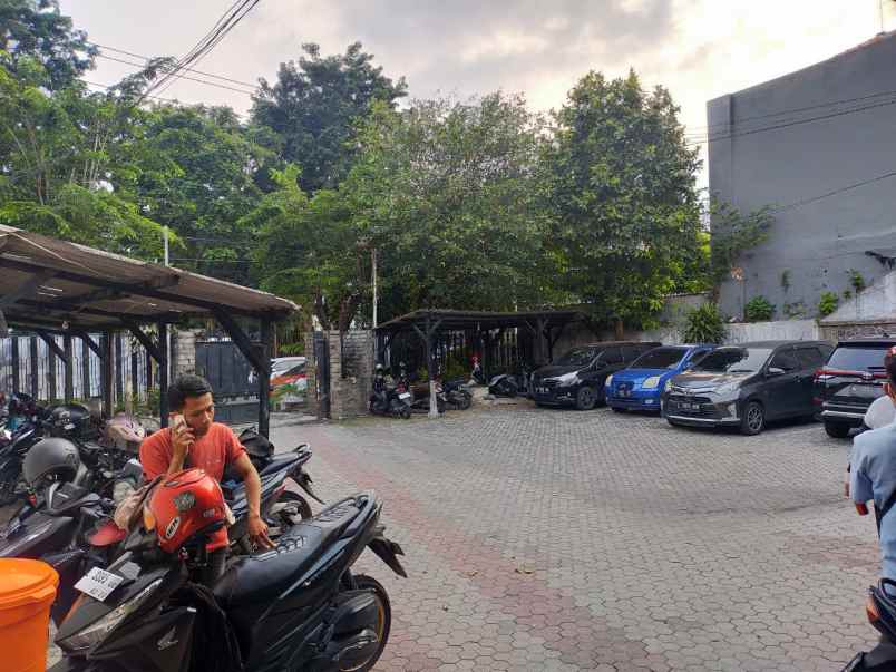 tempat usaha jalan tegalsari pusat kota surabaya