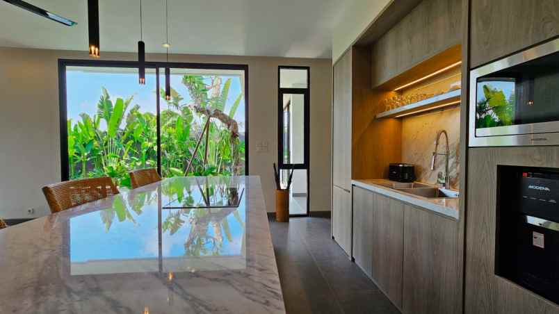 villa baru view sawah di mas ubud gianyar bali