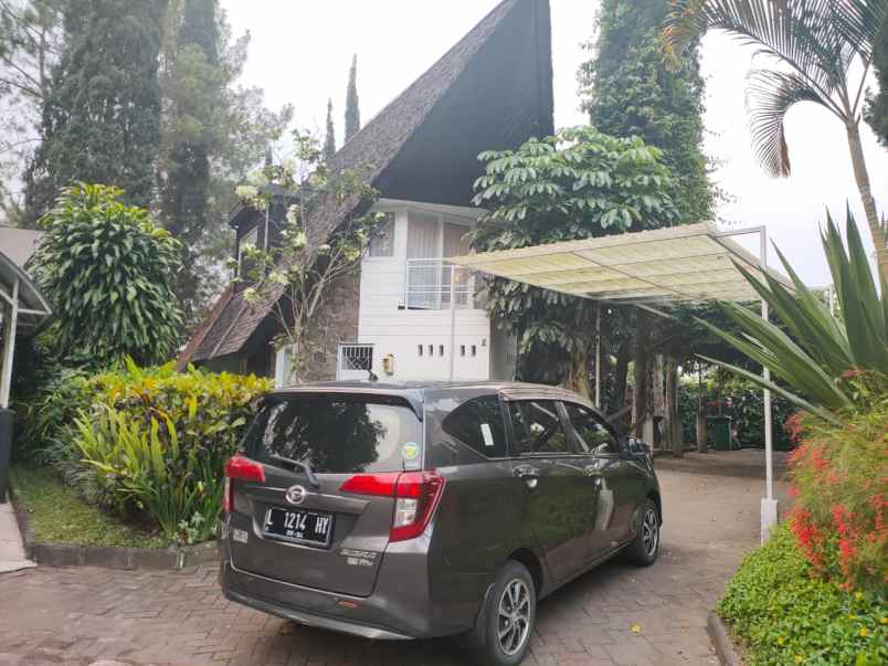 villa exclusive di club bunga butik resort kota batu