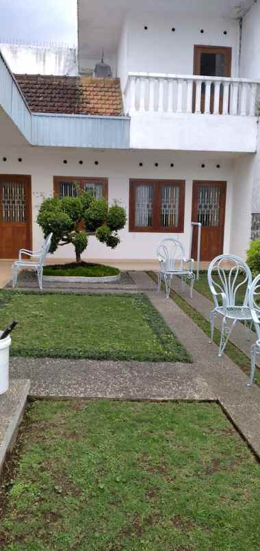 villa tretes prigen pasuruan surabaya