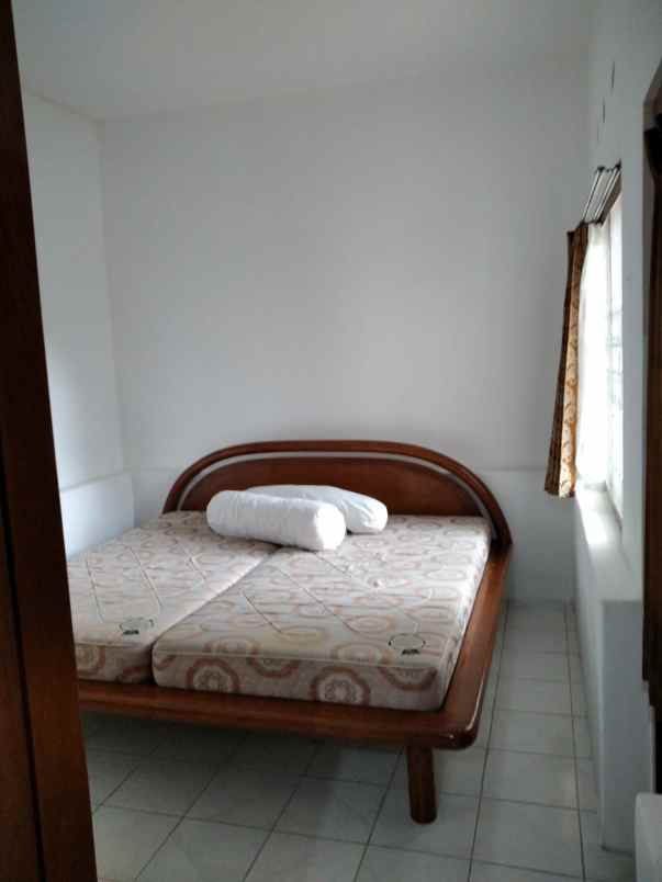 villa tretes prigen pasuruan surabaya