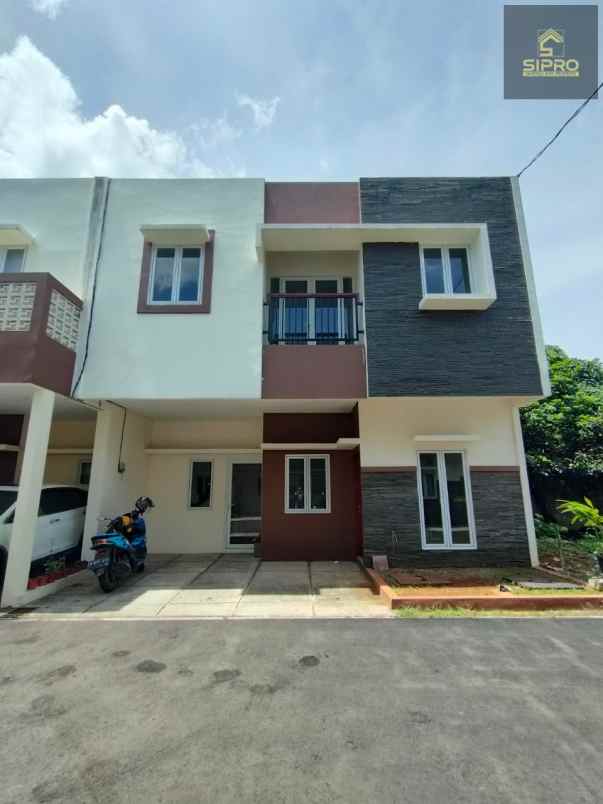 665 rumah siap huni 2 lt modern dan strategis di bsd