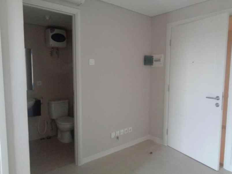 apartemen jl letjen s parman no kav