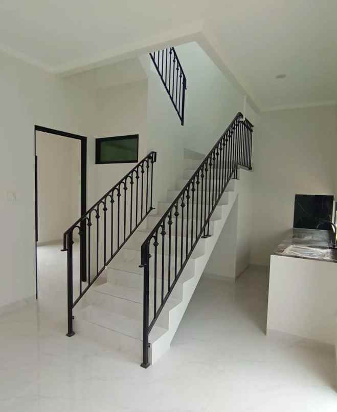 cluster classic modern siap huni di jatiwaringin