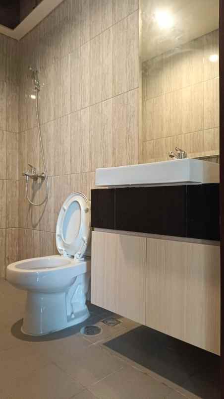 dijual apartemen apartemen cleon jgc cakung