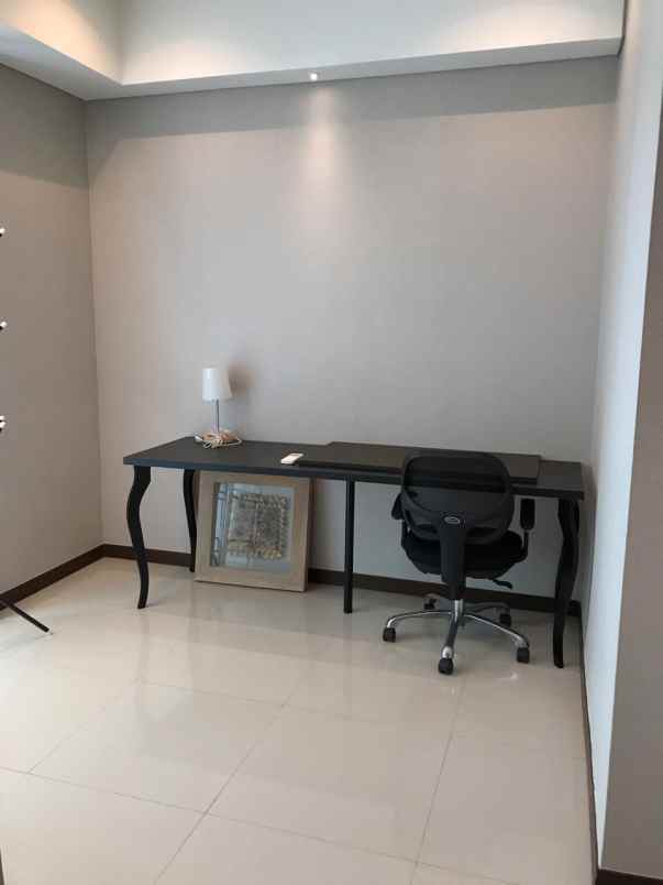 dijual apartemen apartement st moritz tower