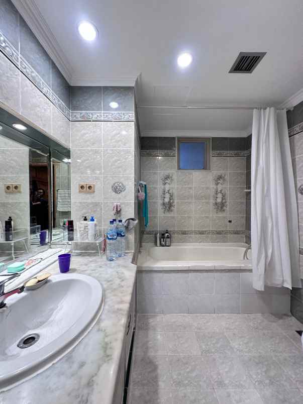 dijual apartemen green view pondok pinang