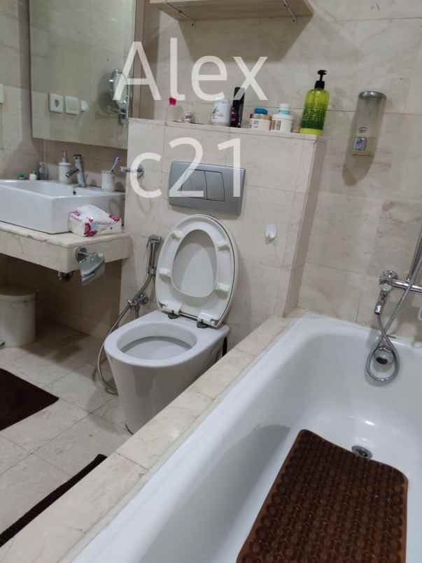 dijual apartemen permata hijau