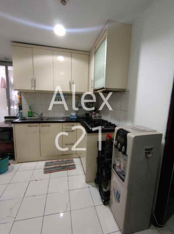 dijual apartemen permata hijau