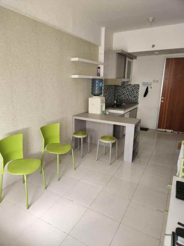 dijual apartemen puncak kertajaya