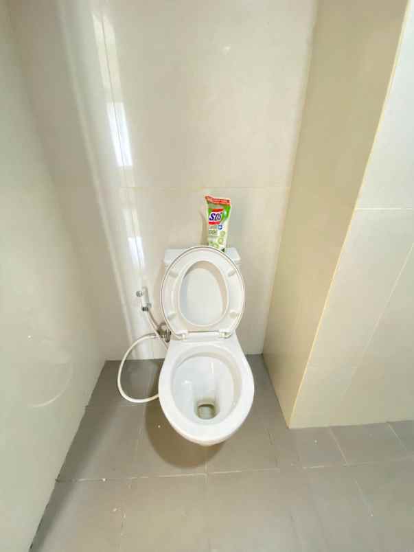 dijual apartemen siap investasi full tenant