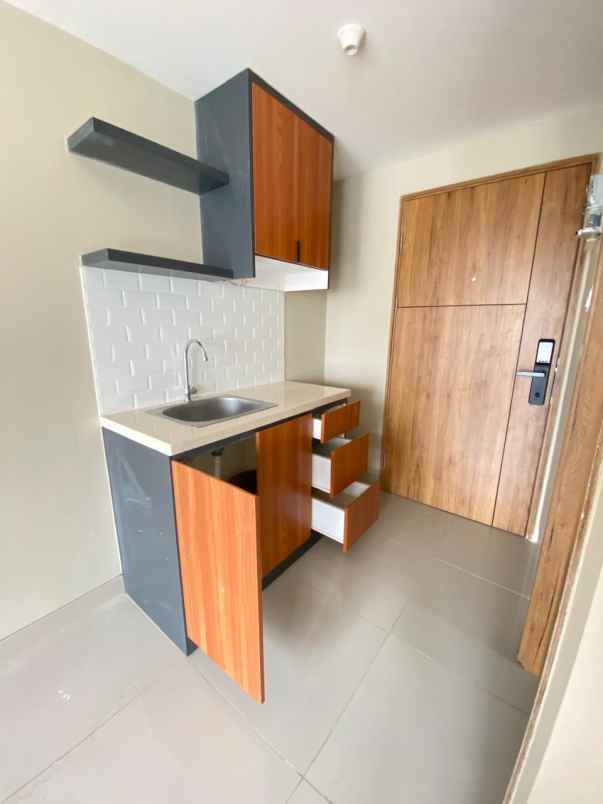dijual apartemen siap investasi full tenant