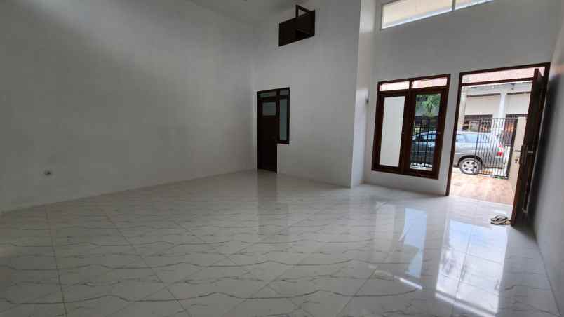 dijual cepat rumah baru gress