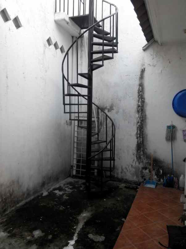 dijual cepat rumah di puri mas gn anyar surabaya