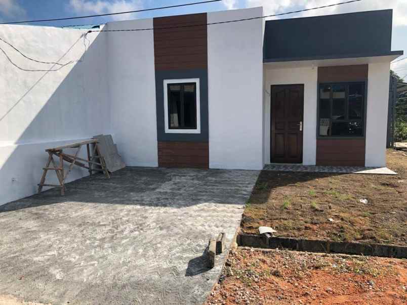 dijual cepat rumah hook di pondok pratiwi 3 sekupang