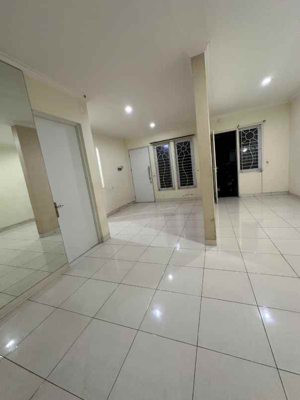 dijual dan disewakan rumah legenda wisata