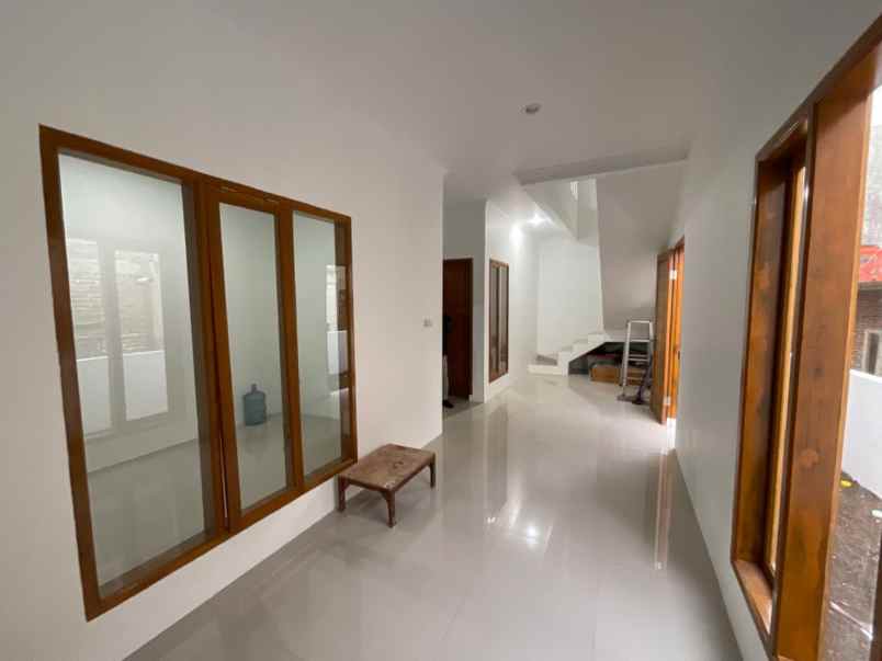 dijual hunian dengan desain minimalis di cimahi utara
