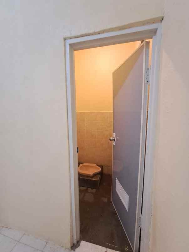 dijual kost jl sukabirus sukapura