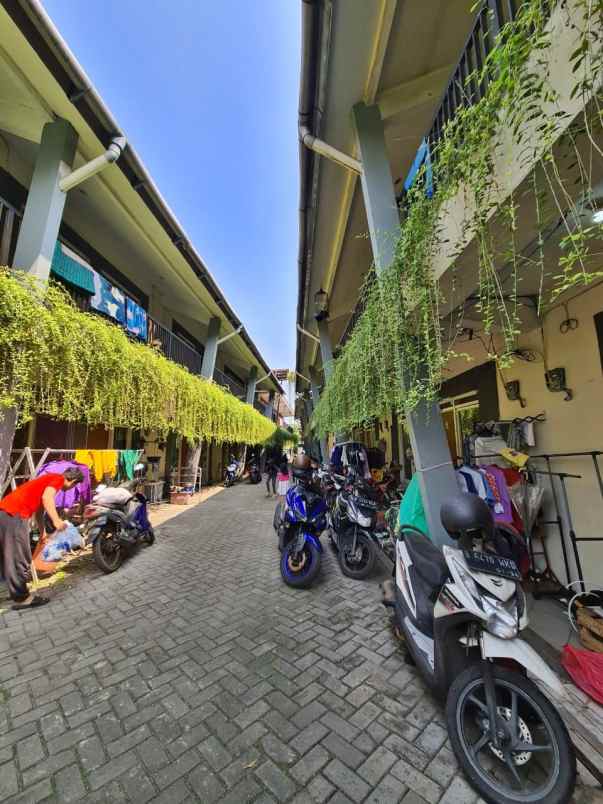 dijual kost petukangan selatan