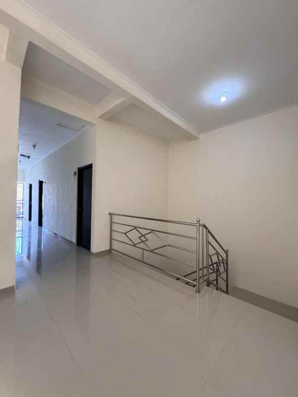 dijual kost soekarno hatta suhat kota