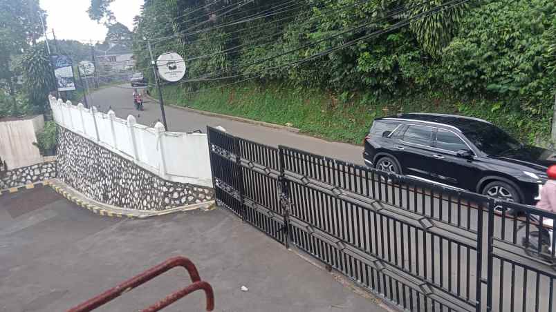 dijual lokasi tanah di jl akses sumarecon