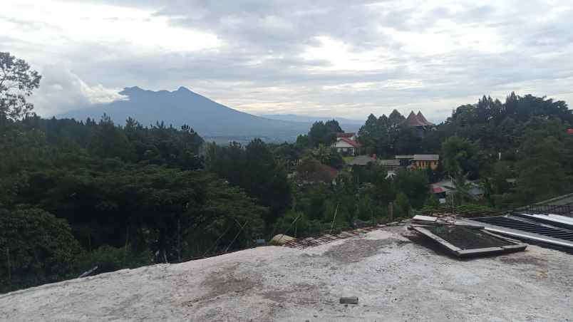 dijual lokasi tanah di jl akses sumarecon