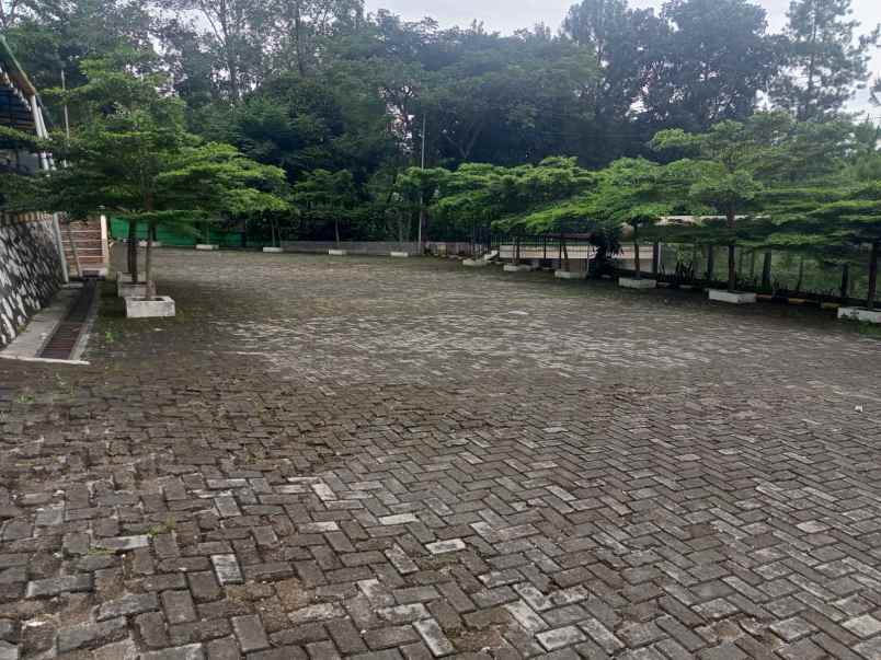 dijual lokasi tanah di jl akses sumarecon